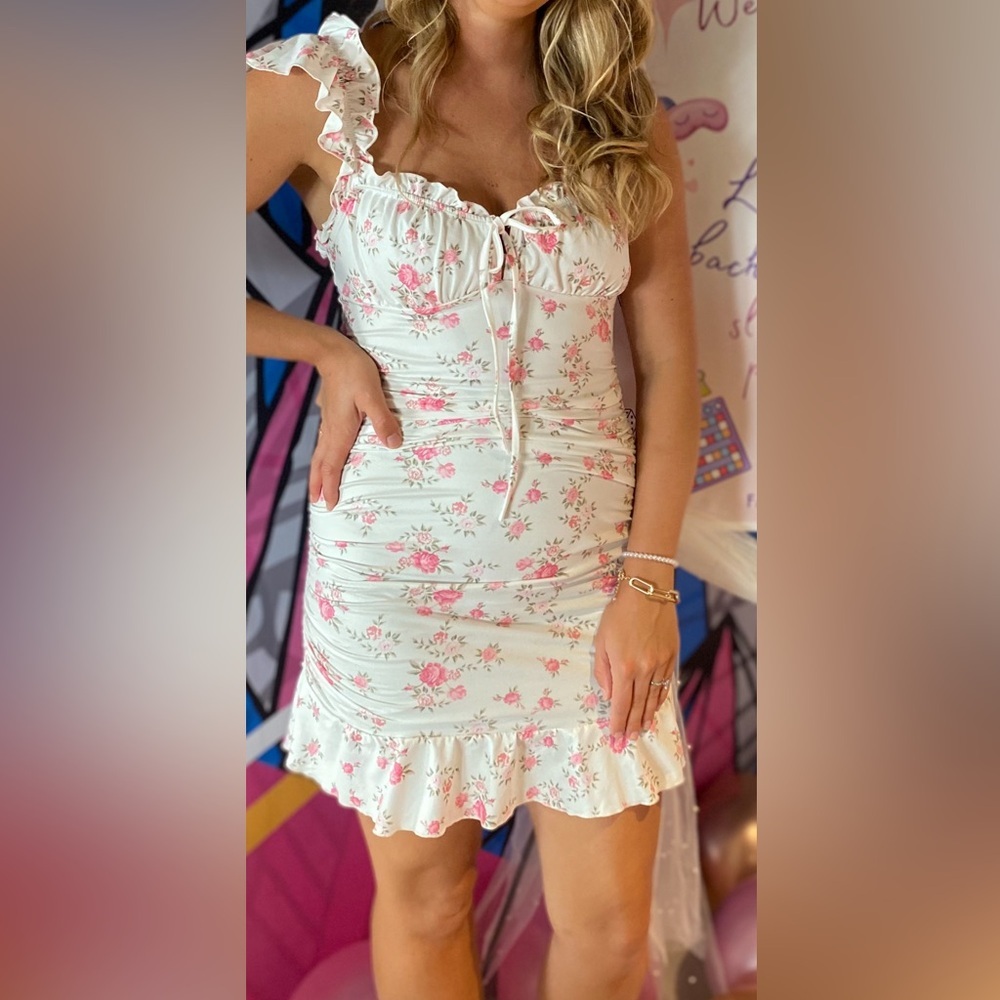 Floral Fitted Ruched Dress